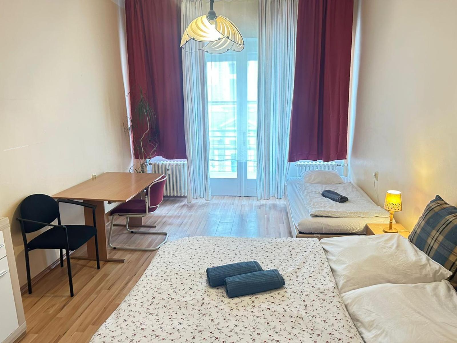 Rooms In The Center Of Old Town Prague Exterior photo